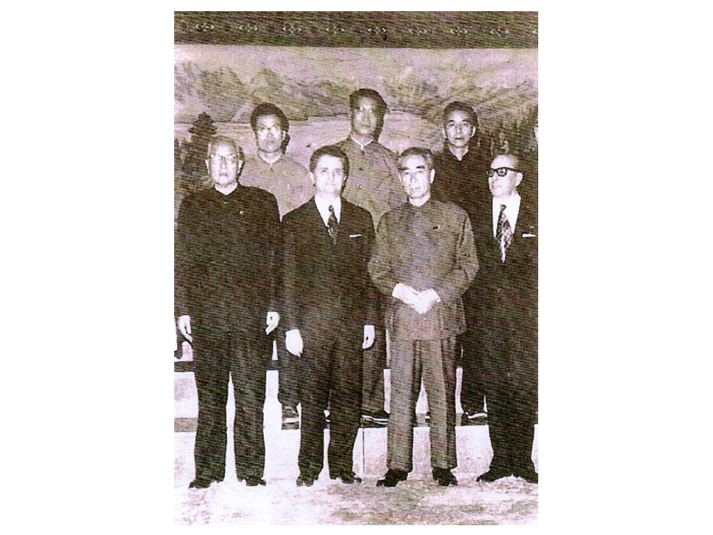 1970, Pechino. Il Primo Ministro Zhou Enlai incontra Vittorino Colombo.
